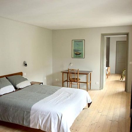 Bed and Breakfast De l'Autre Côté à Garlin Extérieur photo