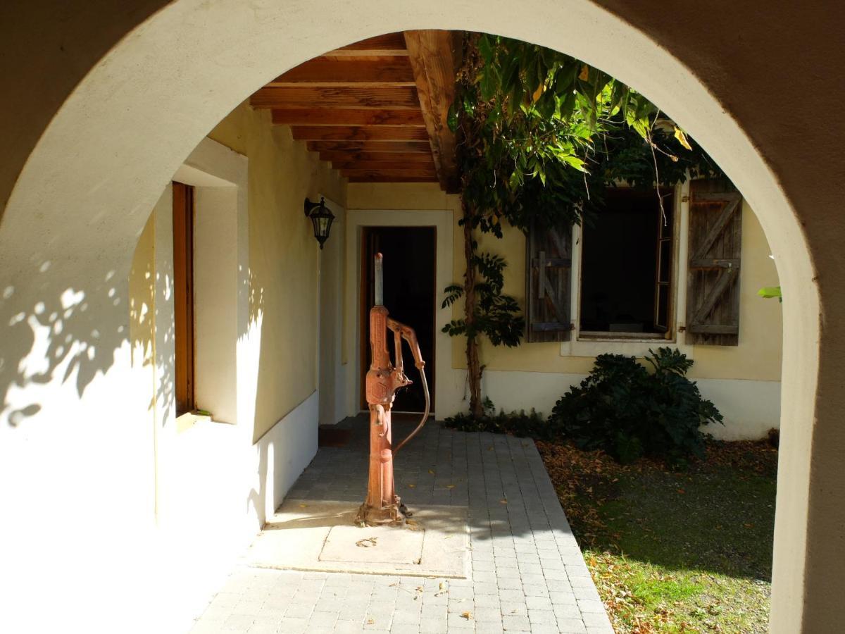 Bed and Breakfast De l'Autre Côté à Garlin Extérieur photo