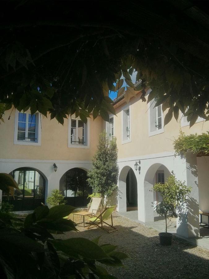 Bed and Breakfast De l'Autre Côté à Garlin Extérieur photo
