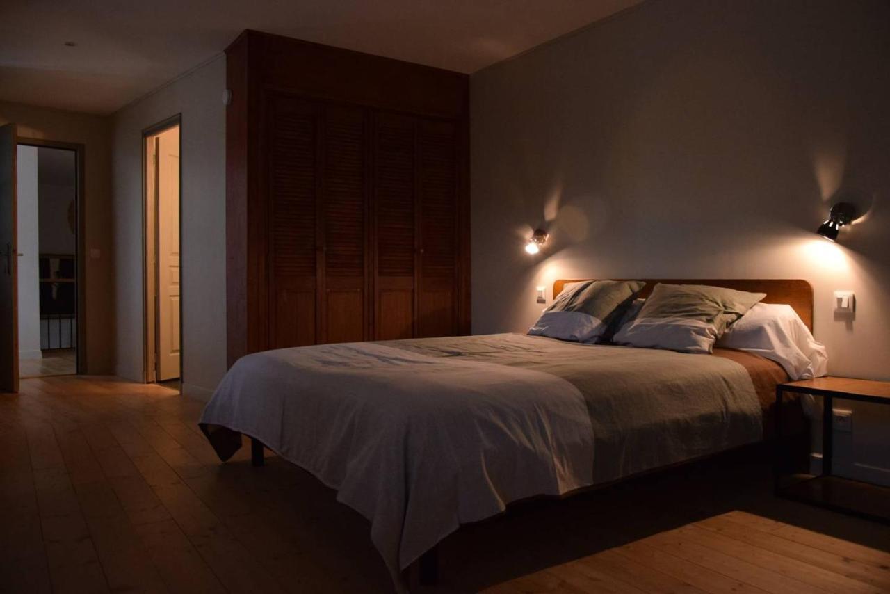 Bed and Breakfast De l'Autre Côté à Garlin Extérieur photo
