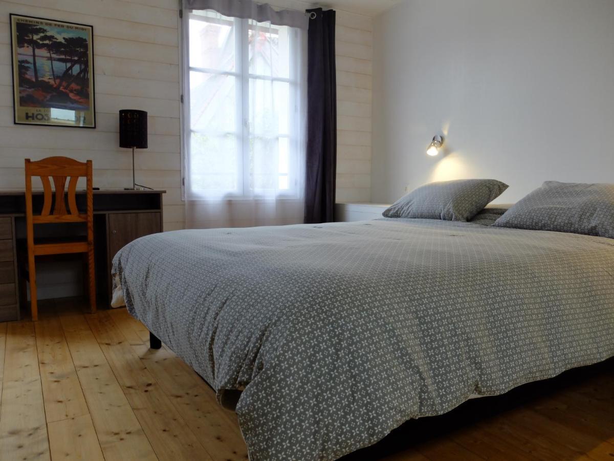 Bed and Breakfast De l'Autre Côté à Garlin Extérieur photo